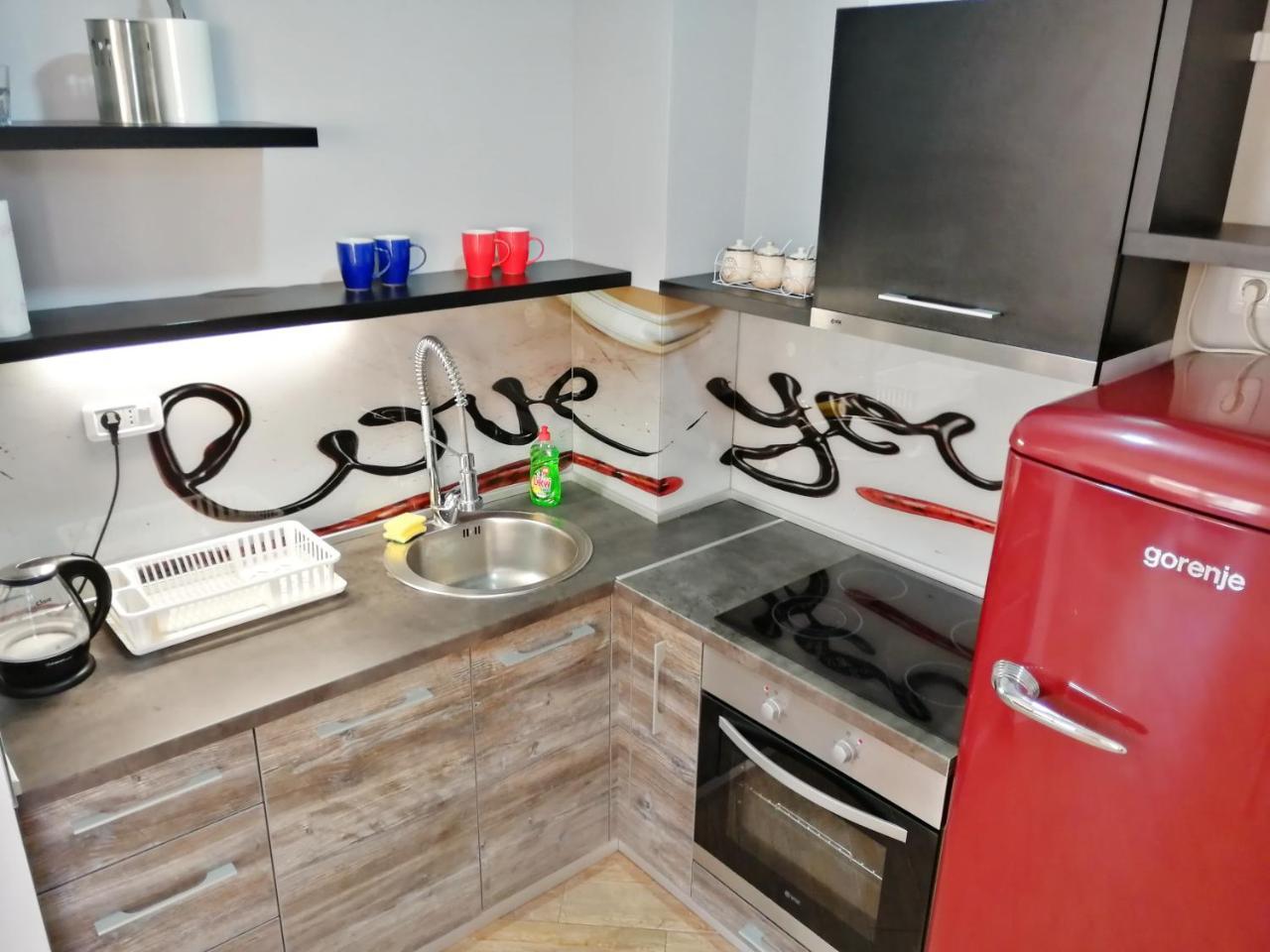 Sea Breeze Lux Apartment Budva